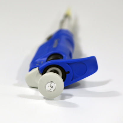Adjustable Digital Pipettes image 9